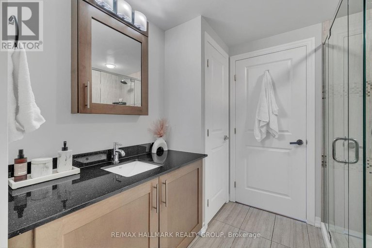 28515144/2301-195-besserer-street/sandy-hill/ottawa/ontario/K1N0B6_26