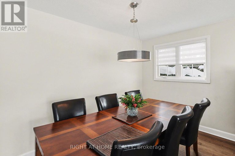 29353091/51-westpark-drive/blackburn-hamlet/ottawa/ontario/K1B3G4_19