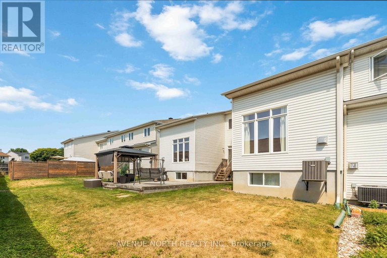 28741072/241-waymark-crescent/bridlewood/ottawa/ontario/K2M0A6_27