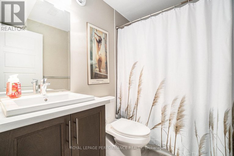 28336661/82-kayenta-street/remainder-of-stittsville-area/ottawa/ontario/K2S2K7_34