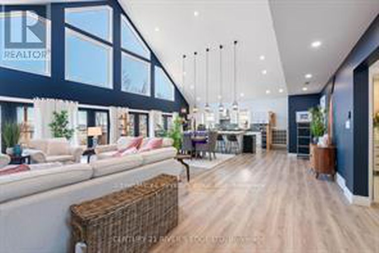 28743526/10115-county-rd-2-road/iroquois/south-dundas/ontario/K0E1K0_5