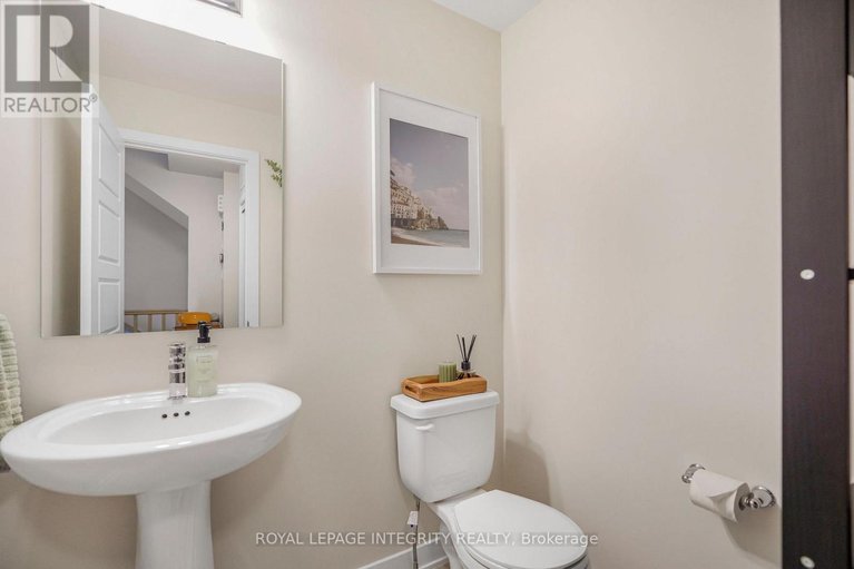 29604237/626-mishi-private/cfb-rockcliffe-and-area/ottawa/ontario/K1K0P2_18