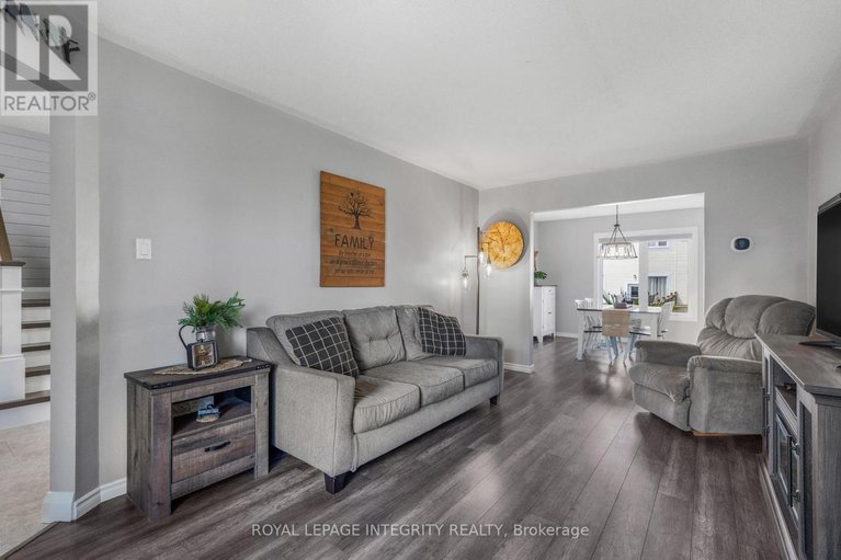 28810608/589-pocono-crescent/fallingbrookgardenway-south/ottawa/ontario/K4A3J6_9