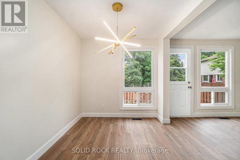 28504129/33-thistledown-court/pheasant-run/ottawa/ontario/K2J1N1_15