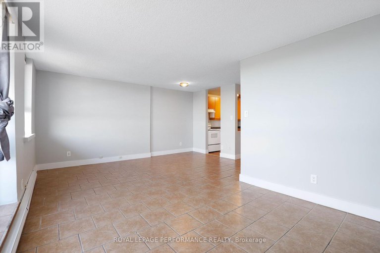 29069042/810-2020-jasmine-crescent/beacon-hill-south/ottawa/ontario/K1J8K5_18