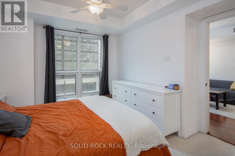 29226896/502-242-rideau-street/sandy-hill/ottawa/ontario/K1N0B7_16