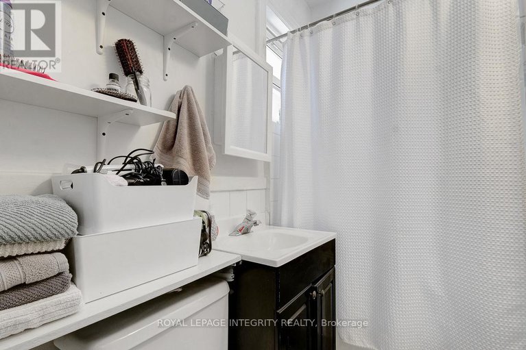 28983024/199-henderson-avenue/sandy-hill/ottawa/ontario/K1N7P7_9