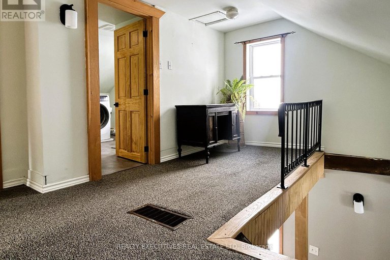 29413176/10030-glen-stewart-road/south-dundas-matilda-twp/south-dundas/ontario/K0E1C0_16