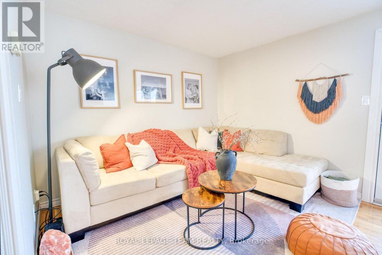 29497051/171-mcclintock-way/katimavik/ottawa/ontario/K2L2A5_12