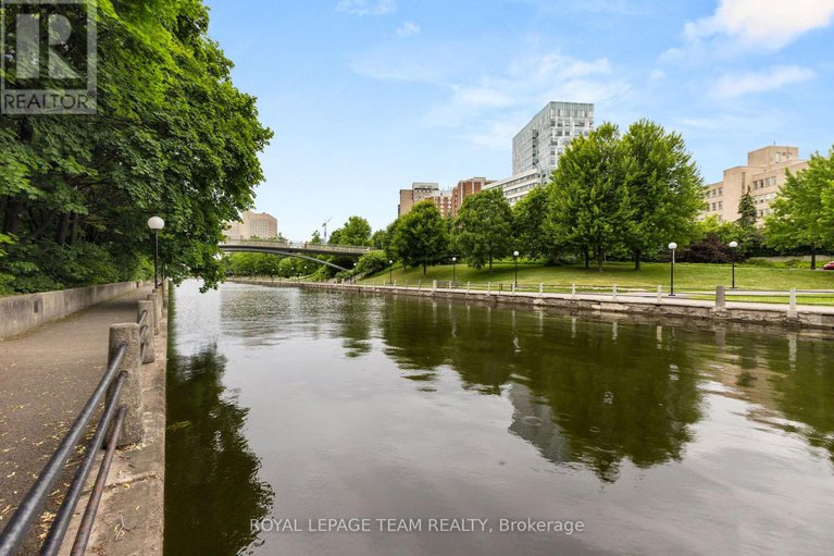 29180471/101-20-the-driveway-drive/ottawa-centregolden-triangle/ottawa/ontario/K2P1C8_4