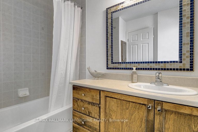 29570539/315-rustic-hills-crescent/springridgeeast-village/ottawa/ontario/K4A5A8_41