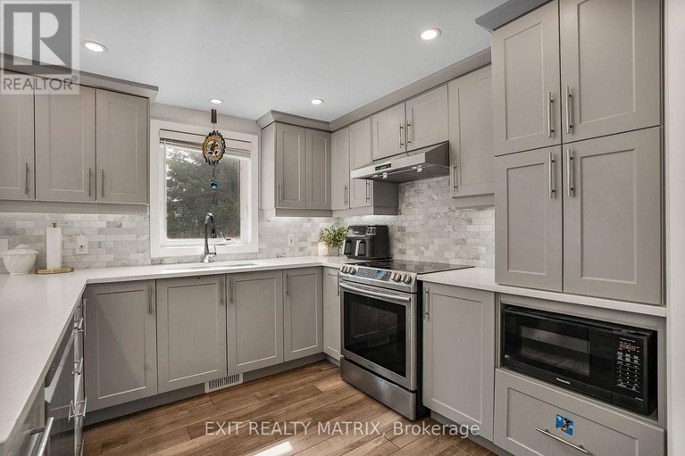 29395250/116-lamadeleine-boulevard/embrun/russell/ontario/K0A1W1_11