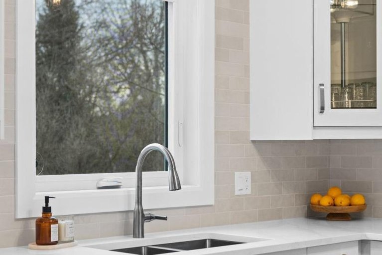 29593963/129-corvinelli-crescent/village-of-russell/russell/ontario/K4R1G4_9