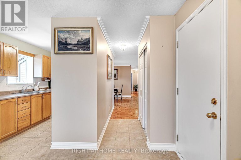 28280070/1179-whiterock-street/carson-grove/ottawa/ontario/K1J1B2_2