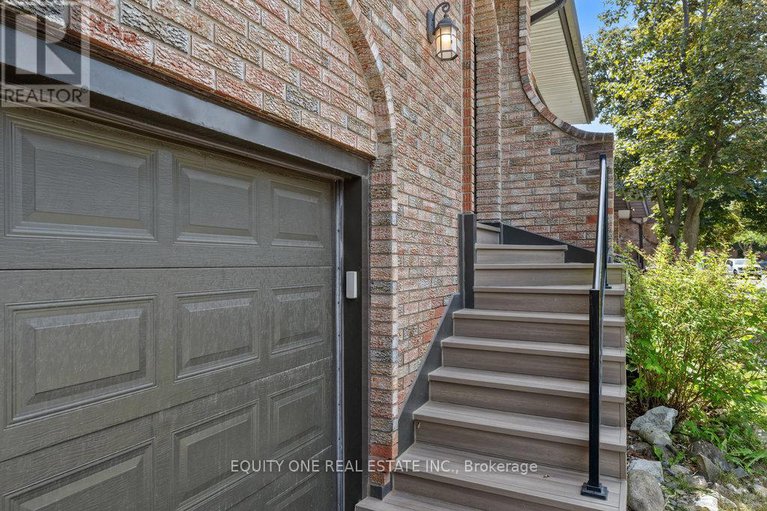 28549903/5-2-bertona-street/manordale/ottawa/ontario/K2G0W2_6