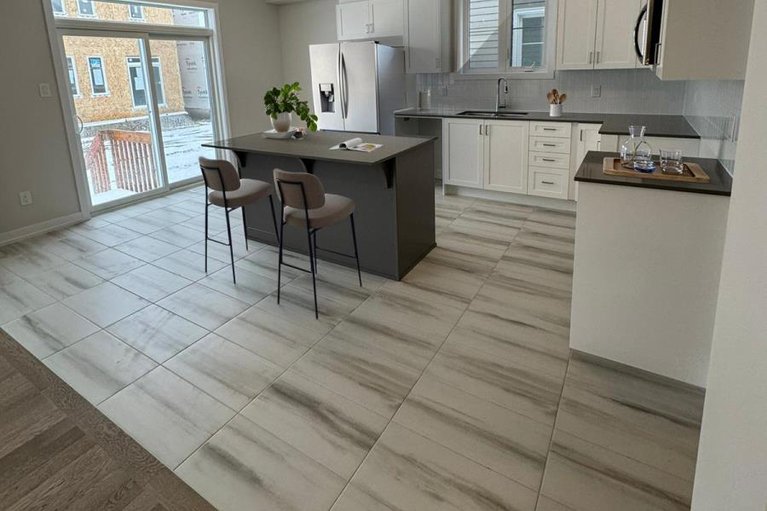 28730139/110-hackamore-crescent/goulbourn-twp-from-franktown-rdsouth-to-rideau/ottawa/ontario/K0A2Z0_7