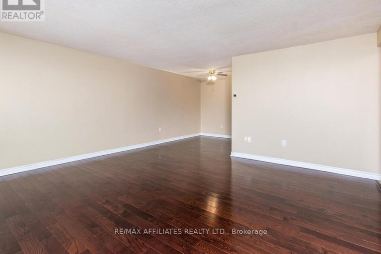 29148629/709-2400-virginia-drive/urbandale-acres/ottawa/ontario/K1H8L3_7