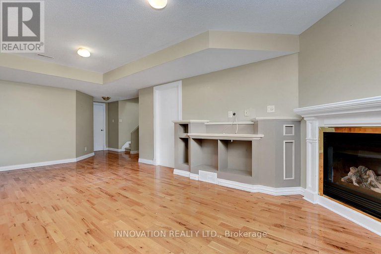 28994209/5-ipswich-terrace/morgans-grantsouth-march/ottawa/ontario/K2K3K4_19