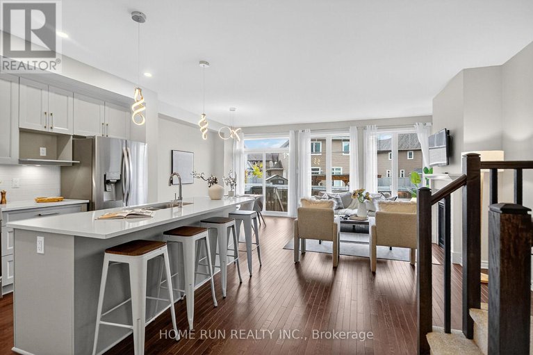 29032926/781-miikana-road/blossom-parkkemp-parkfindlay-creek/ottawa/ontario/K1X0G5_4