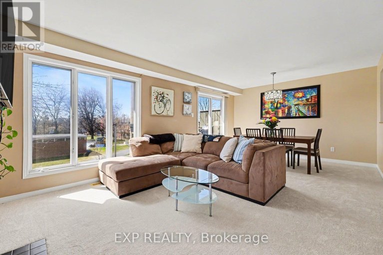 29666141/8-barnaby-private/overbrookcastle-heights/ottawa/ontario/K1K4S4_9