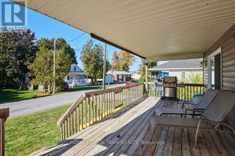 28984527/6-george-street/finch/north-stormont/ontario/K0C1K0_31