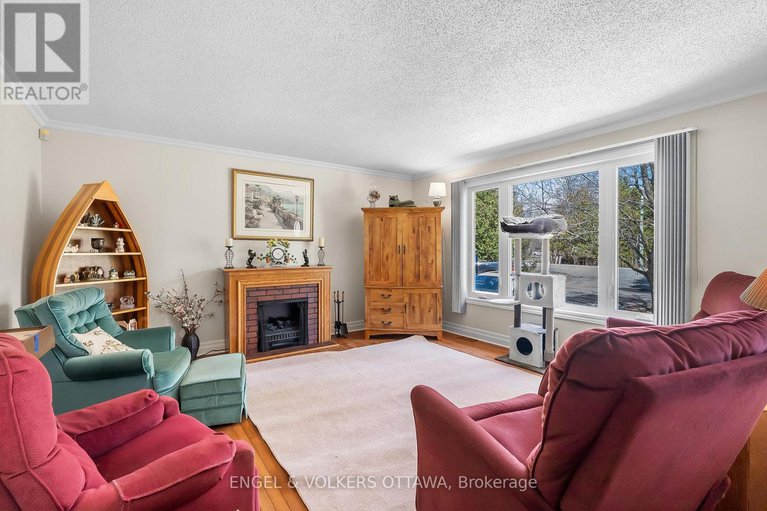 28239136/684-county-road-44-road/north-grenville-twp-kemptville-south/north-grenville/ontario/K0G1J0_5