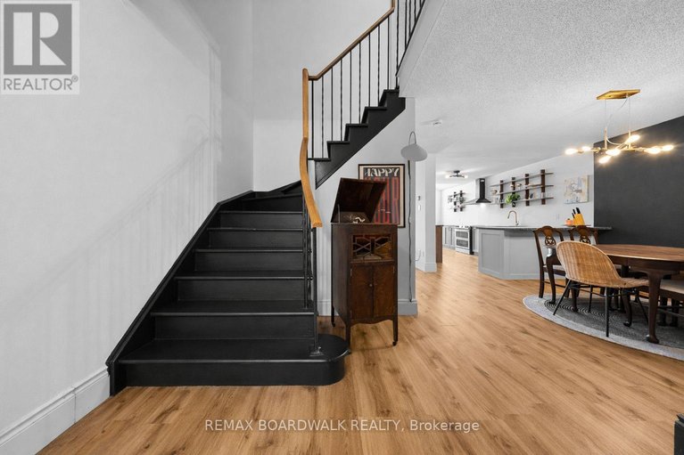 29576732/567-latour-crescent/fallingbrookgardenway-south/ottawa/ontario/K4A1P3_5