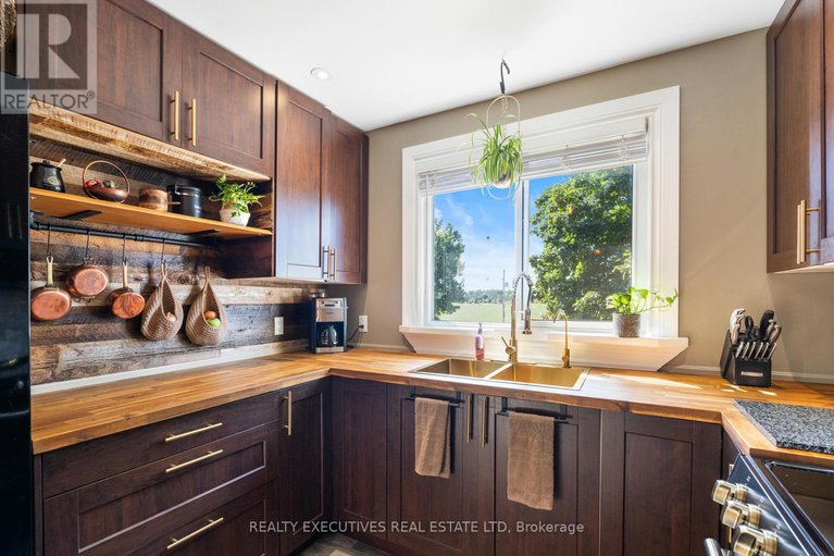 28776081/12705-maple-ridge-road/north-dundas-winchester-twp/north-dundas/ontario/K0C2K0_13