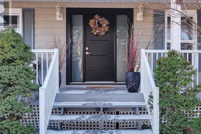 29581812/1263-randboro-crescent/navan/ottawa/ontario/K4B1K7_6