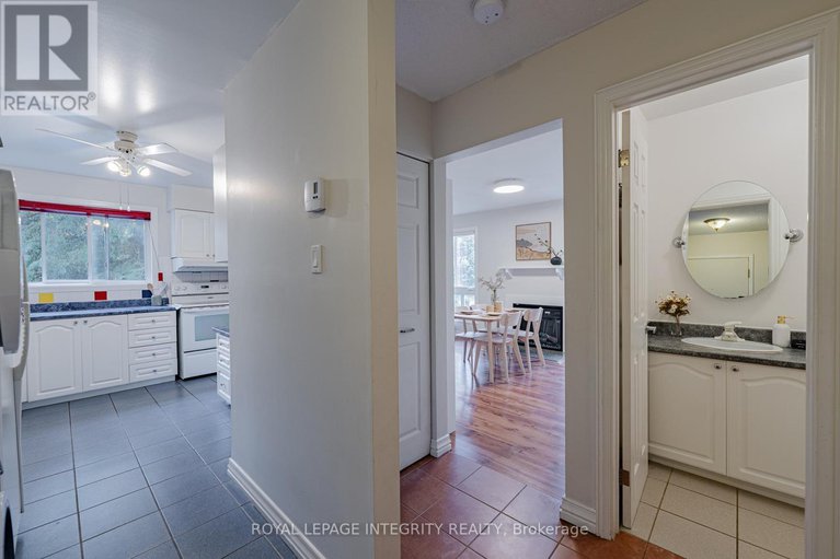 28965141/5-400-fenerty-court/katimavik/ottawa/ontario/K2L3A9_11