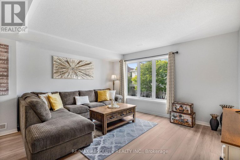 28883763/32-bonfield-private/avalon-east/ottawa/ontario/K4A5E4_15