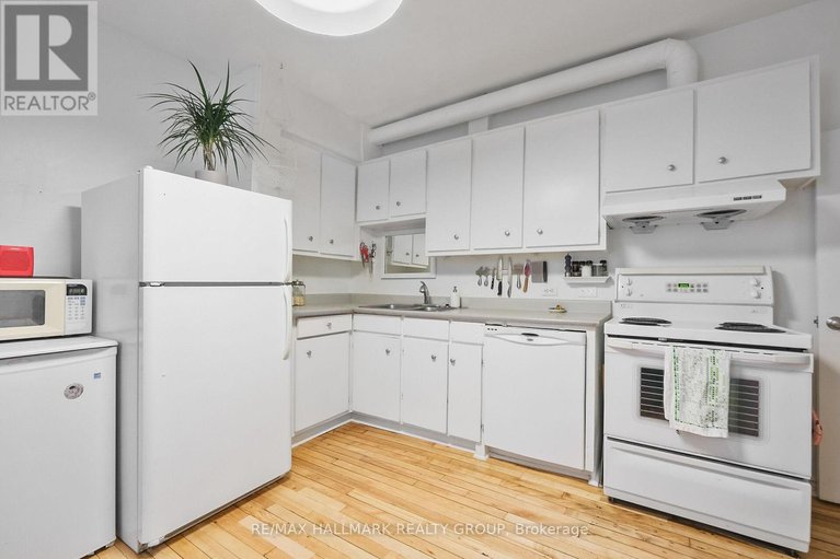 28774423/230-booth-street/west-centre-town/ottawa/ontario/K1R7J6_20