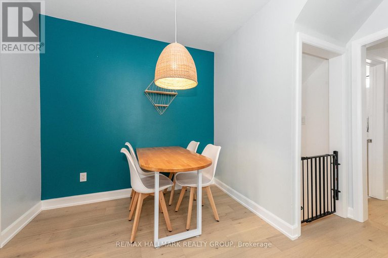 29381601/324-montfort-street/vanier/ottawa/ontario/K1L5N4_7