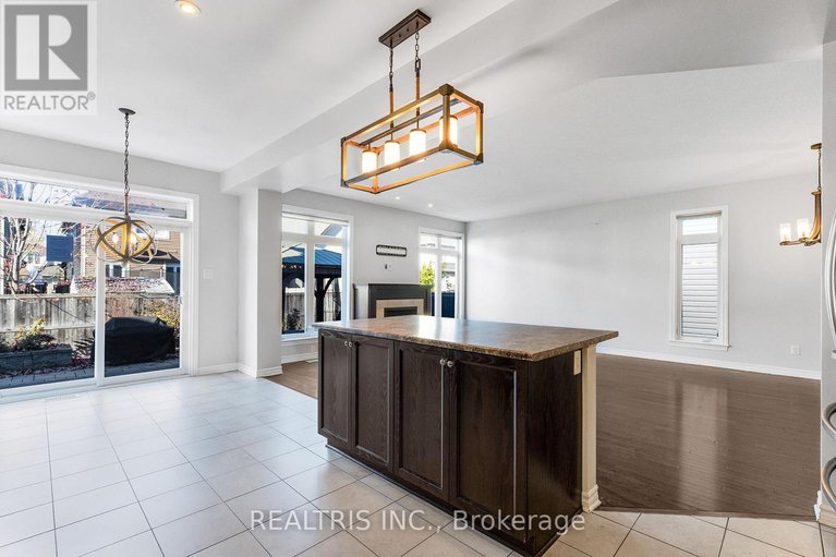 29374146/471-creekview-way/blossom-parkkemp-parkfindlay-creek/ottawa/ontario/K1T0J4_16