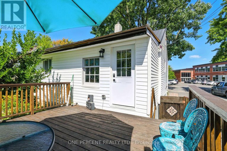 28852356/279-anna-avenue-w/carlington/ottawa/ontario/K1Z7V5_39