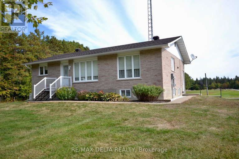 28875479/4725-champlain-street/clarencerockland-twp/clarence-rockland/ontario/K0A1E0_14