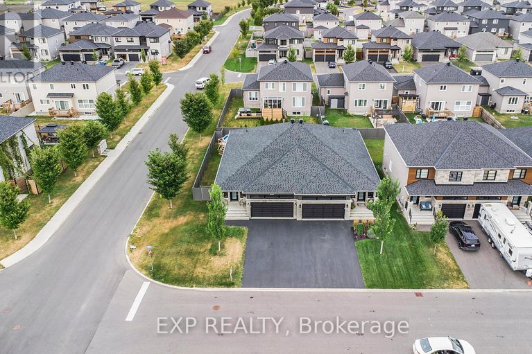 28752697/701-azure-street/russell-twp/russell/ontario/K4R0E5_34