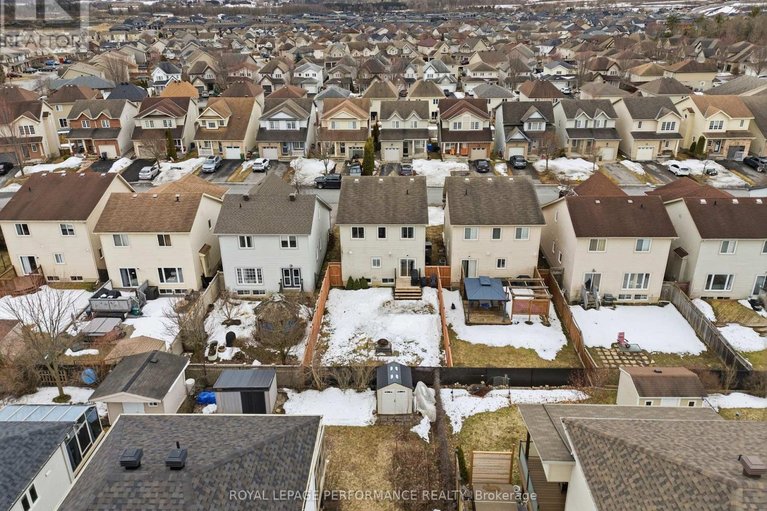 29550291/420-crystal-court/town-of-rockland/clarence-rockland/ontario/K4K0A1_34