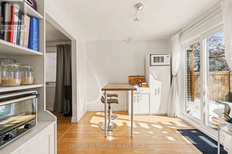 29426176/6044-willowbark-drive/chapel-hill/ottawa/ontario/K1C5T4_15