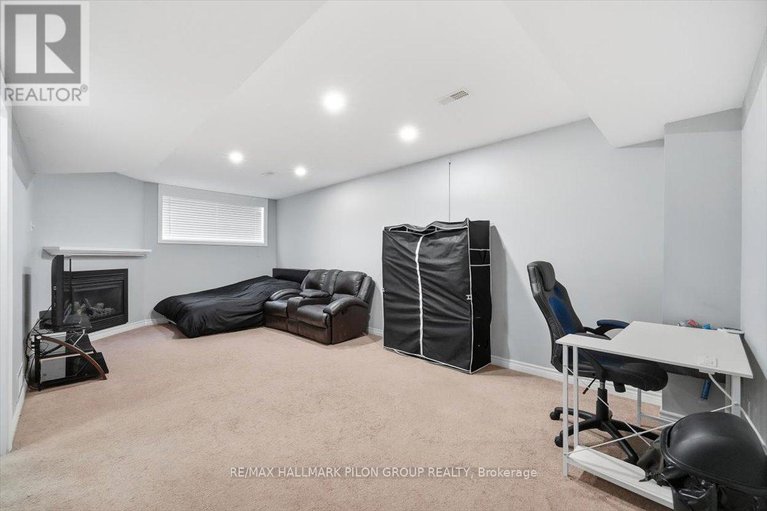 29233596/504-allegro-way/avalon-east/ottawa/ontario/K4A0H6_20