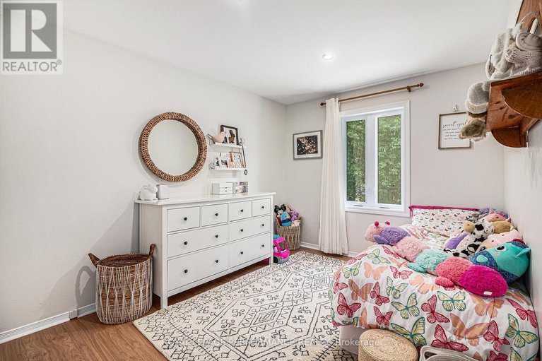 28804452/66-front-street/finch/north-stormont/ontario/K0C1K0_22