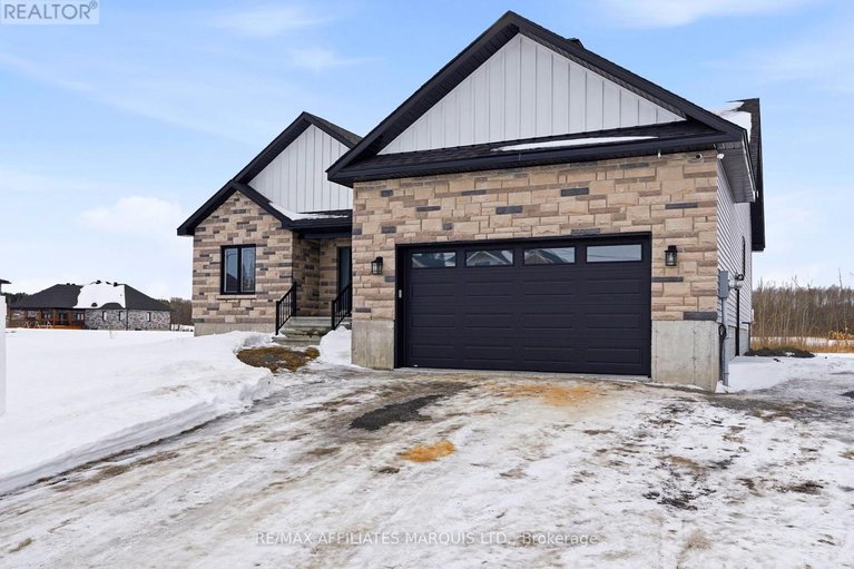 29382188/6836-james-crescent/south-glengarry-charlottenburgh-twp/south-glengarry/ontario/K0C2E0_3