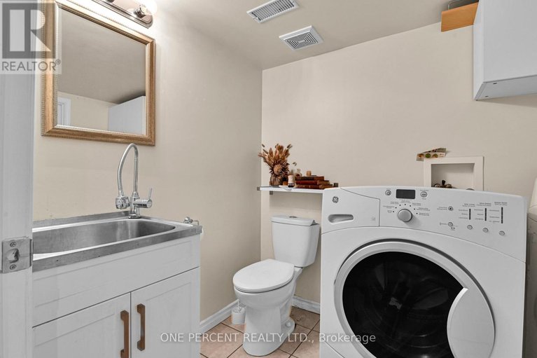 29578723/311-southcrest-private/brookfield-gardens/ottawa/ontario/K1V2B7_29