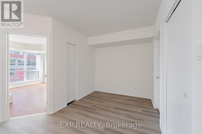 28610702/302-200-rideau-street/sandy-hill/ottawa/ontario/K1N5Y1_26