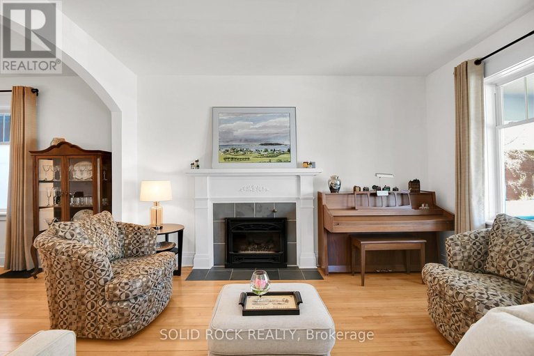 29670160/32-clarendon-avenue/ottawa-west/ottawa/ontario/K1Y0P2_6