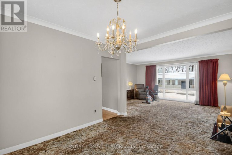 29298212/1494-meadow-drive/greely/ottawa/ontario/K4P1B1_14