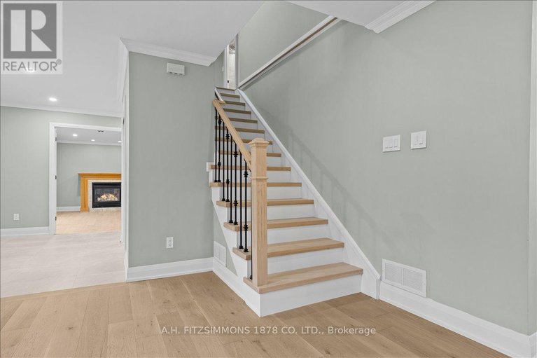 29600891/50-putman-avenue/lindenlea/ottawa/ontario/K1M1Z3_14