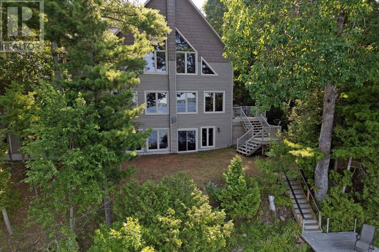 29413884/146-becks-shore-road/drummond-n-elmsley-drummond-twp/drummondnorth-elmsley/ontario/K7H3C8_32