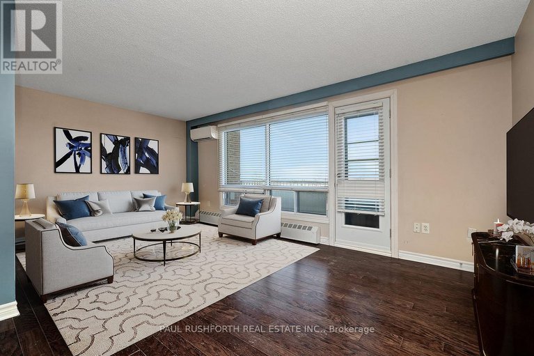 29431778/518-20-chesterton-drive/borden-farmstewart-farmcarleton-heightsparkwood-hills/ottawa/ontario/K2E6Z7_3