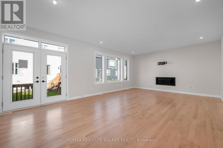 28886486/440-appalachian-circle/half-moon-bay/ottawa/ontario/K2J6X4_13